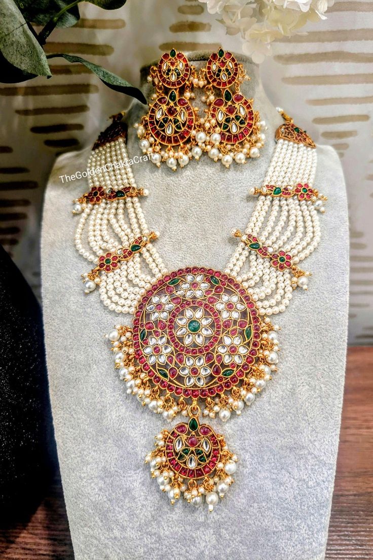Tharini Look Dazzle Moti White Necklace Set