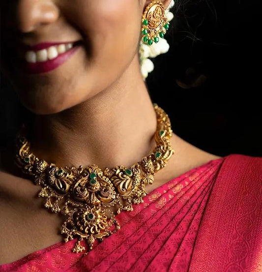 Buy 1 Get 1 Offer Necklace Set